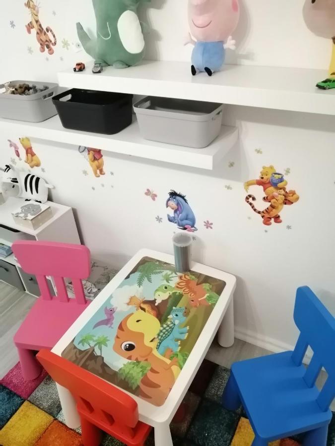 Familien Fewo Wohnung 1 Mit Kinder Spielecke Erdgeschoss An Der Muhle Am Wochenmarkt เบรเมอร์ฮาเฟิน ภายนอก รูปภาพ