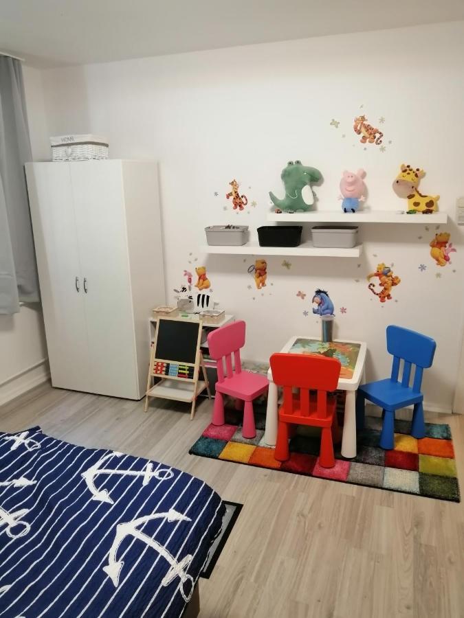 Familien Fewo Wohnung 1 Mit Kinder Spielecke Erdgeschoss An Der Muhle Am Wochenmarkt เบรเมอร์ฮาเฟิน ภายนอก รูปภาพ