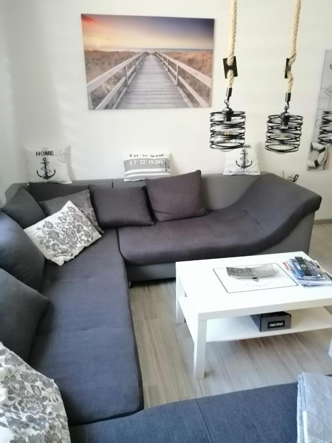 Familien Fewo Wohnung 1 Mit Kinder Spielecke Erdgeschoss An Der Muhle Am Wochenmarkt เบรเมอร์ฮาเฟิน ภายนอก รูปภาพ