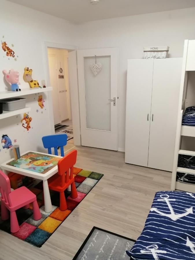 Familien Fewo Wohnung 1 Mit Kinder Spielecke Erdgeschoss An Der Muhle Am Wochenmarkt เบรเมอร์ฮาเฟิน ภายนอก รูปภาพ